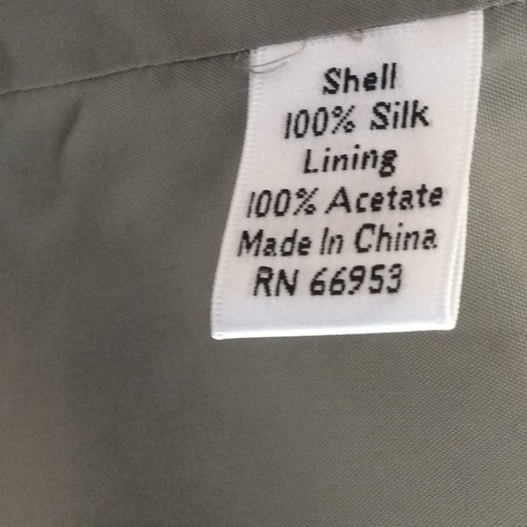 Gorgeous Silk Suit - Picture 7 of 8